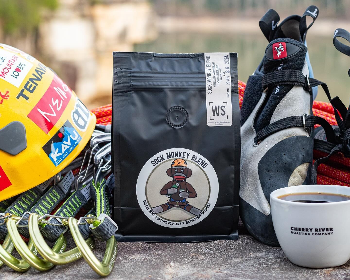 Introducing the Sock Monkey Blend! In partnership with our friends at Water Stone Outdoors located in Fayetteville, WV.
The Sock Monkey Blend is a perfect combination of our Honduras Santa Lucia and Honduras La Esmeralda. This blend brings a balance